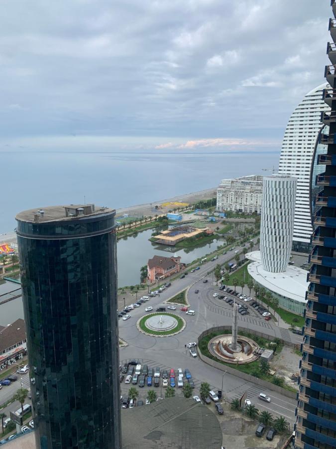 Orbi City Suites Batoumi Extérieur photo