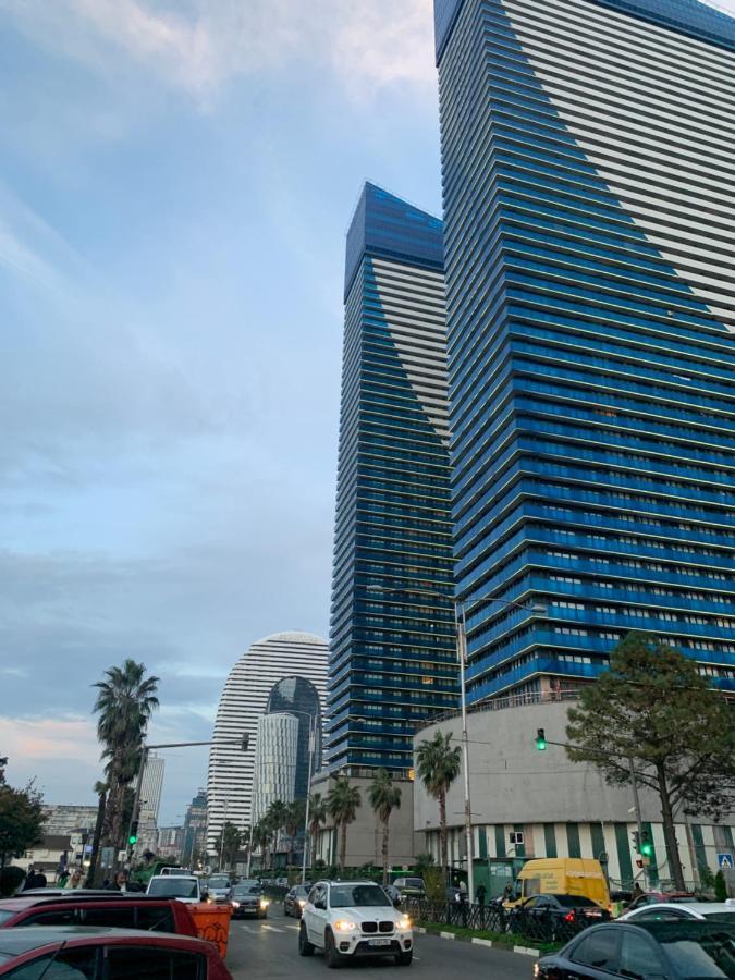 Orbi City Suites Batoumi Extérieur photo