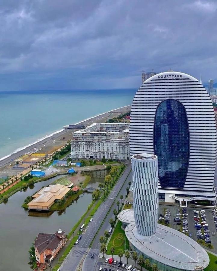 Orbi City Suites Batoumi Extérieur photo